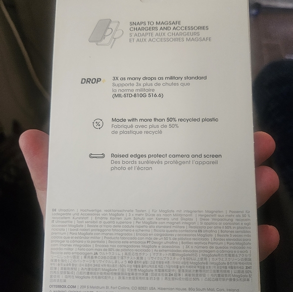 Otterbox iphone 14 or 15 plus - Picture 2 of 2